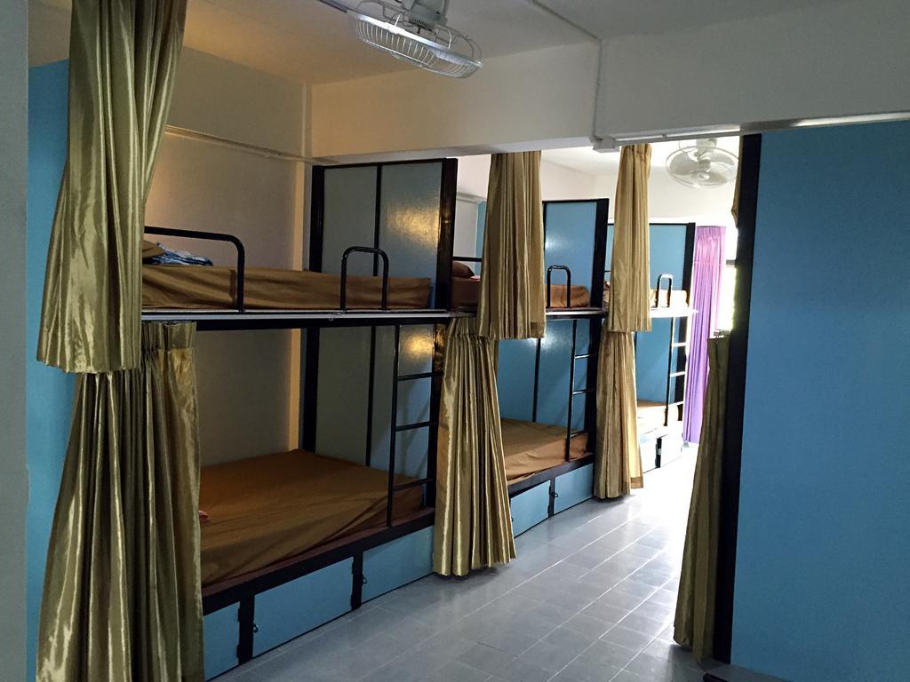 Zoe Hostel Chiang Mai Zimmer foto